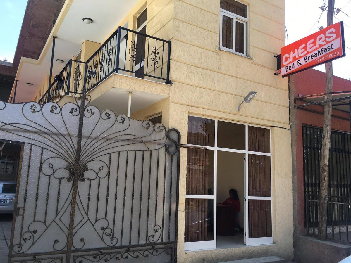 Cheers Bed&Breakfast Addis Abeba Buitenkant foto